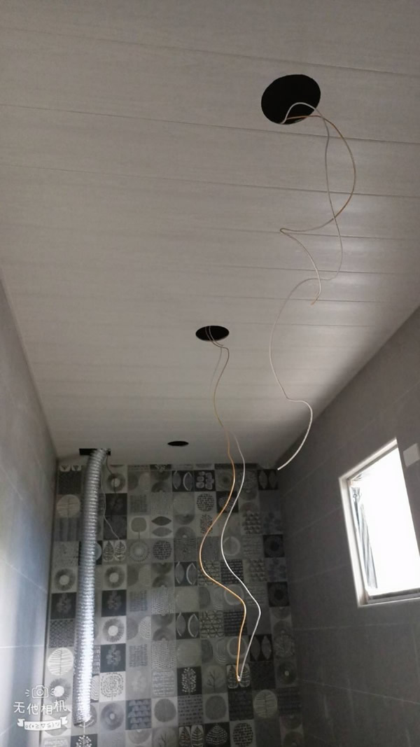 高雄住宅:輕鋼架天花板-長條PVC板